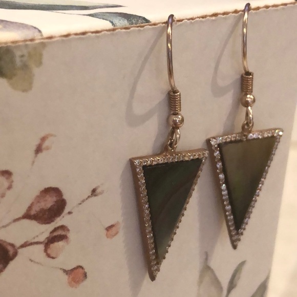 Rose gold drop stone earrings - Picture 4 of 6